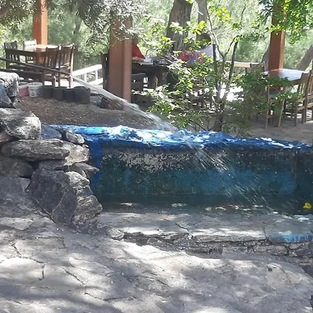 אתר קמפינג Ida Bay Bungolow